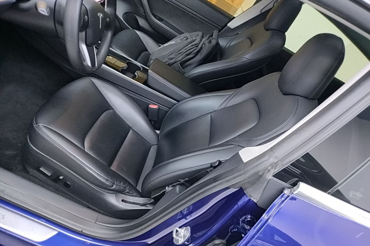 Tesla Model 3 2020 car image #15