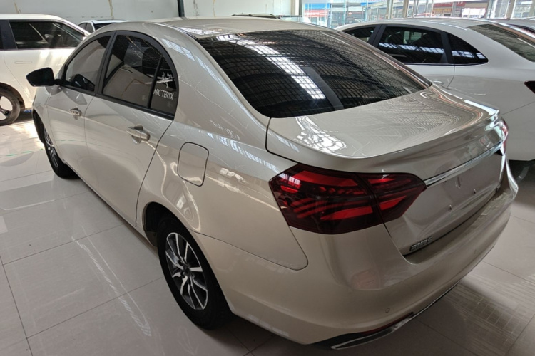 GEELY Emgrand 2019 #5 GEELY Emgrand 2019 car image #5