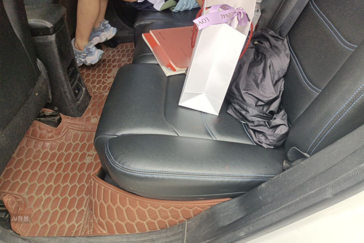 BYD Yuan New Energy 2019 #19 BYD Yuan New Energy 2019 car image #19