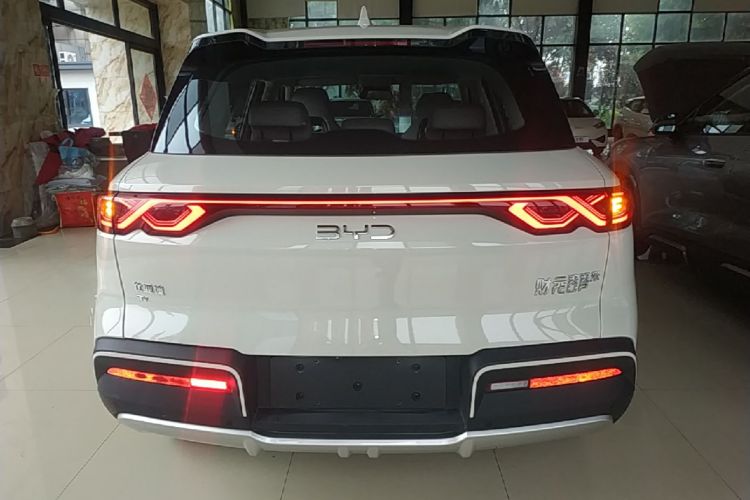 BYD YuanUP 2026 #6 BYD YuanUP 2026 car image #6
