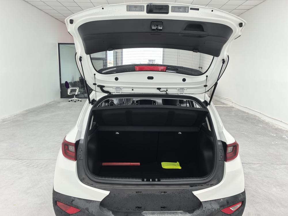 2026 #13 2026 imagem de carro #13
