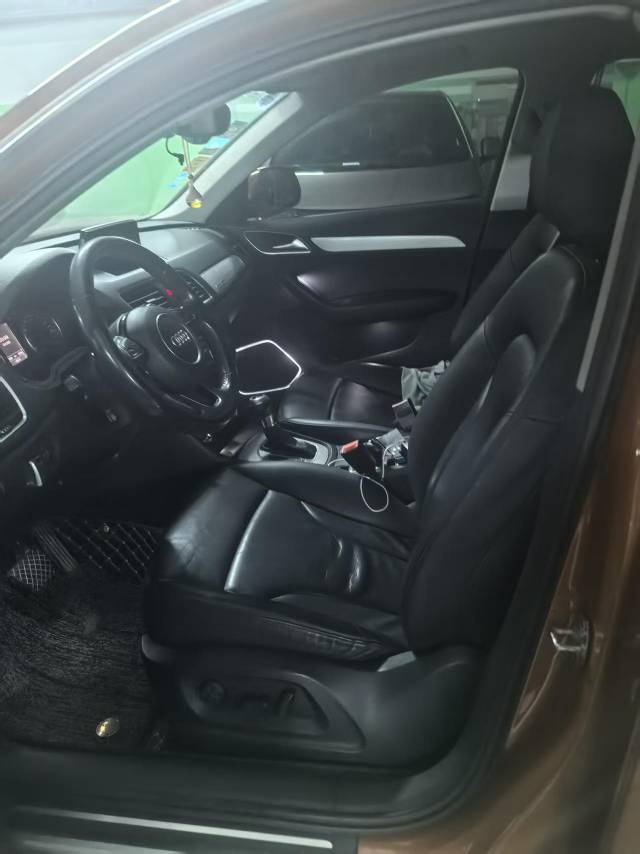Audi Q3 (Imported) 2014 #4 Audi Q3 (Imported) 2014 car image #4