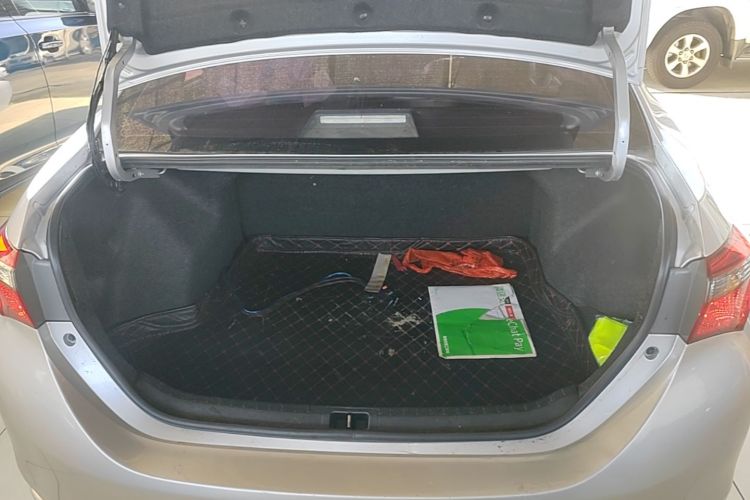 Toyota Corolla 2018 car image #19