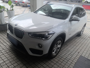 BMW X1 2017 BMW X1 2017 car image