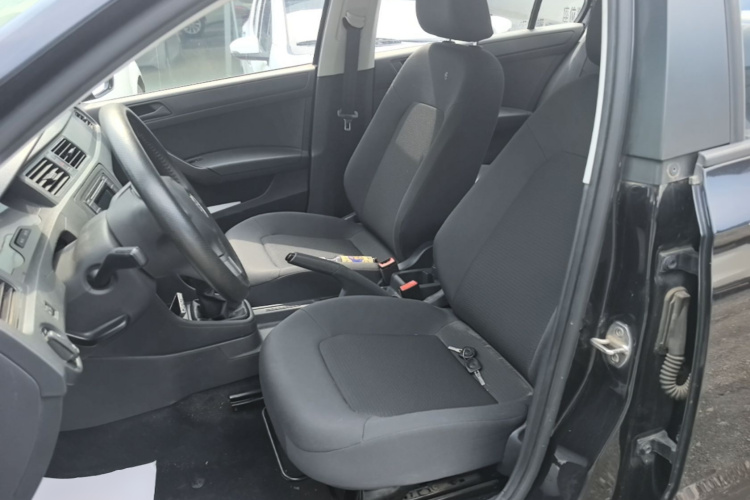 Volkswagen Santana 2016 car image #15