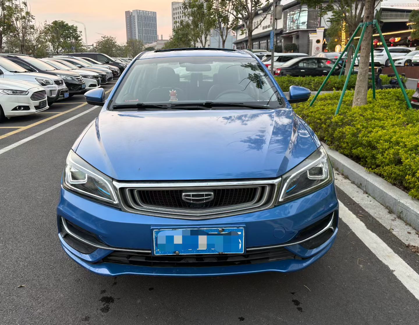 GEELY Emgrand 2019 #2 GEELY Emgrand 2019 immagine di auto #2