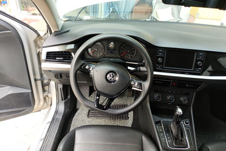 Volkswagen Lavida 2019 #11 Volkswagen Lavida 2019 car image #11