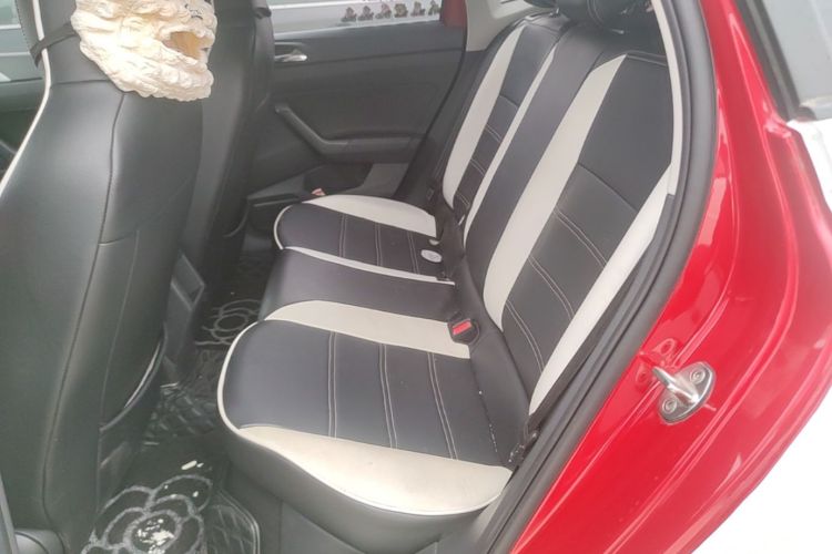 Volkswagen Polo 2021 car image #13