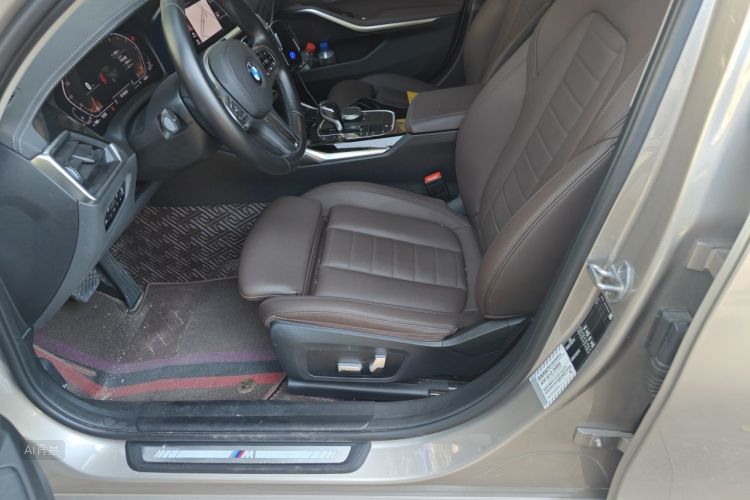 BMW 3 Series 2021 imagen de coche #17