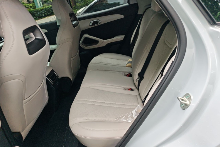 BYD YuanUP 2026 #10 BYD YuanUP 2026 car image #10