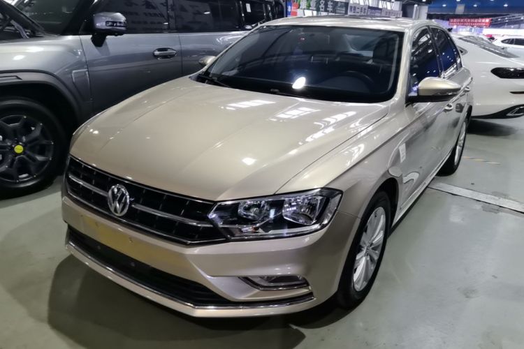 Volkswagen Bora 2017 car image #2