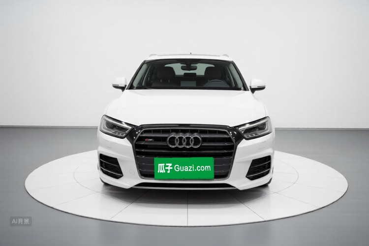 Audi Q3 2018 car image #3