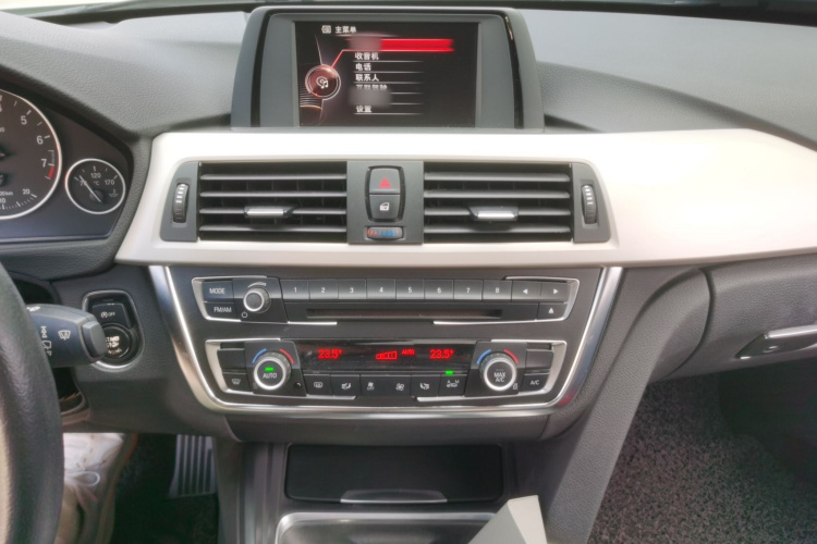 BMW 3 Series 2015 image de voiture #17