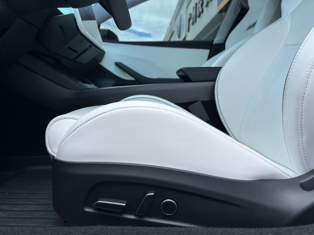 Tesla Model 3 2024 #13 Tesla Model 3 2024 car image #13