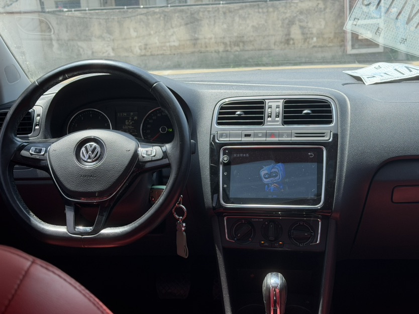 Volkswagen Polo 2019 car image #6