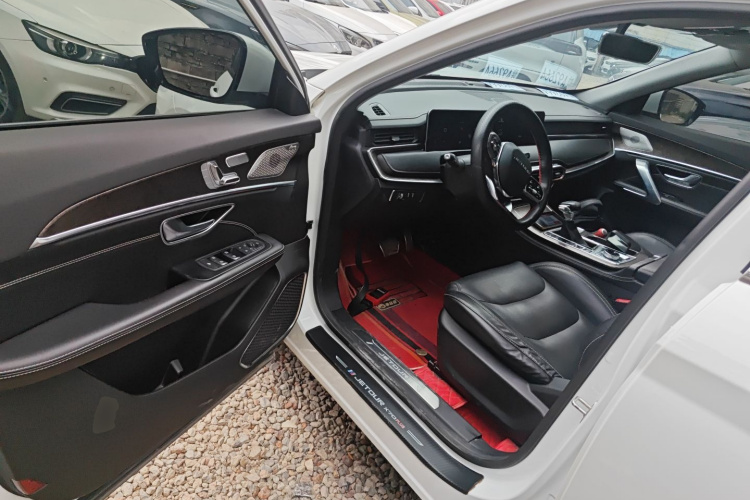 Jetour X70 PLUS 2020 car image #16