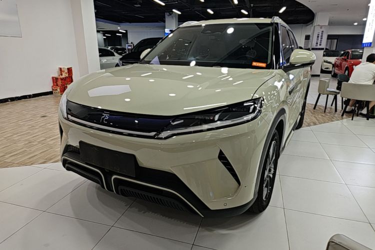 BYD YuanUP 2024 car image #2