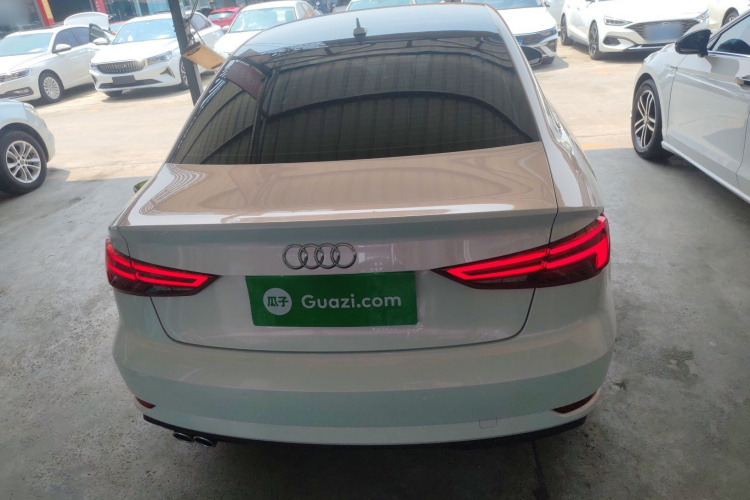 Audi A3 2018 car image #6