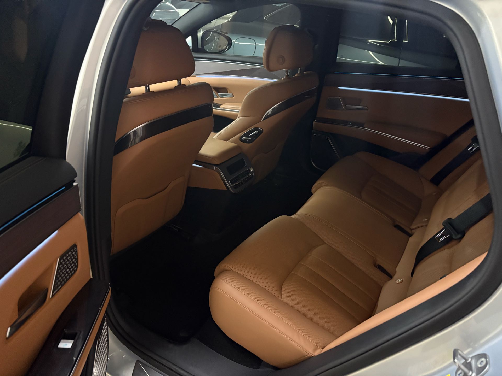 BYD HanL 2025 #9 BYD HanL 2025 imagen de coche #9