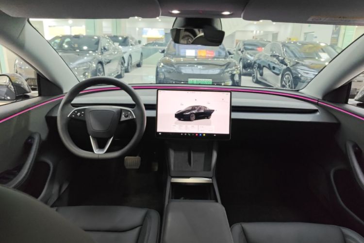 Tesla Model 3 2025 #10 Tesla Model 3 2025 car image #10