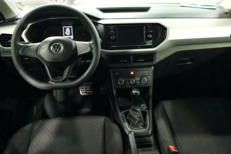 Volkswagen Tacqua 2020 car image #10