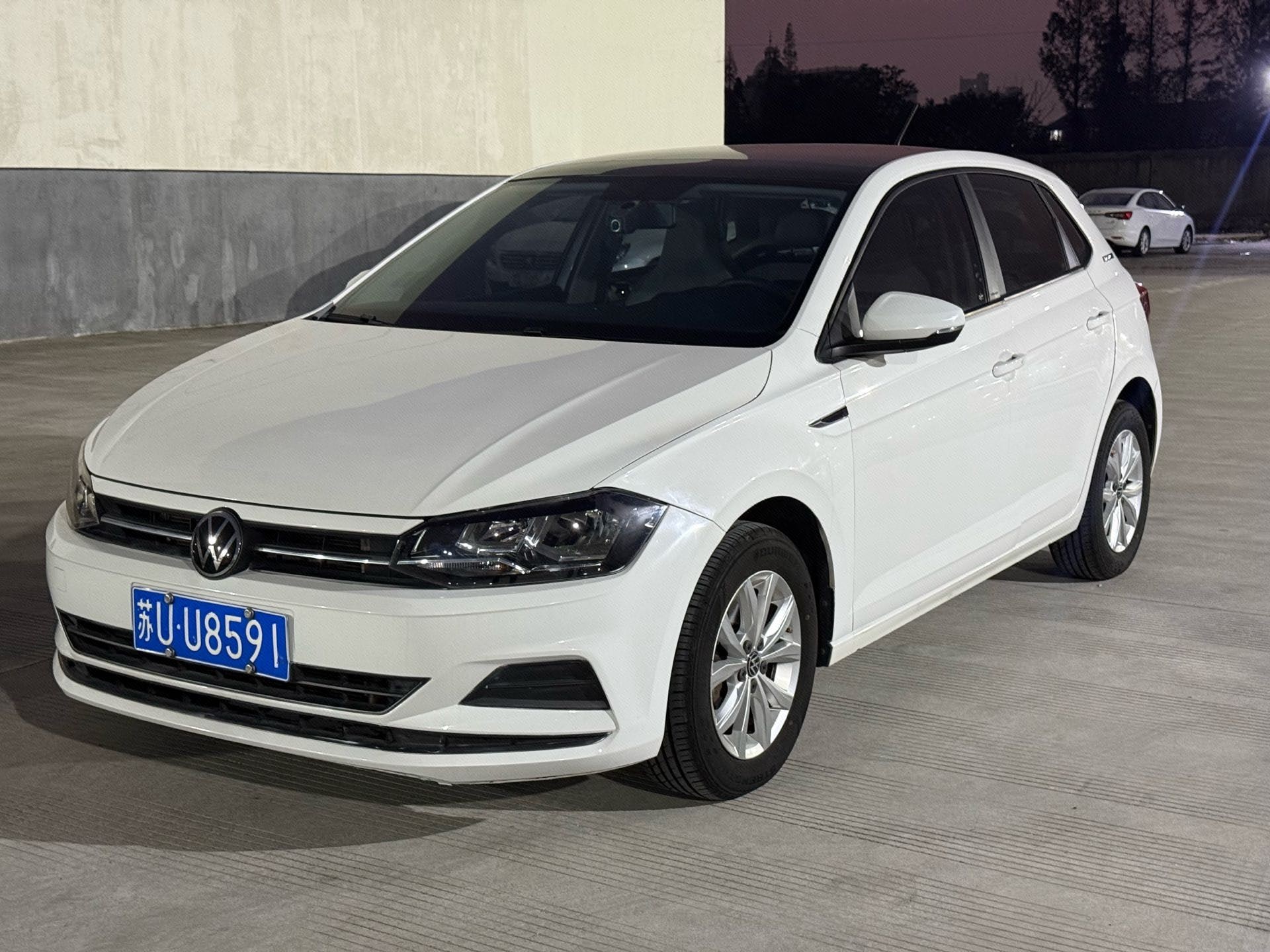 Volkswagen Polo 2021 Volkswagen Polo 2021 car image
