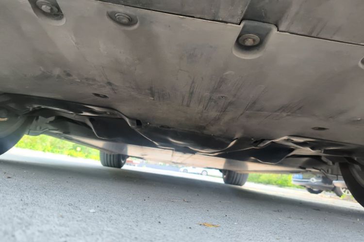 Tesla Model Y 2022 car image #30