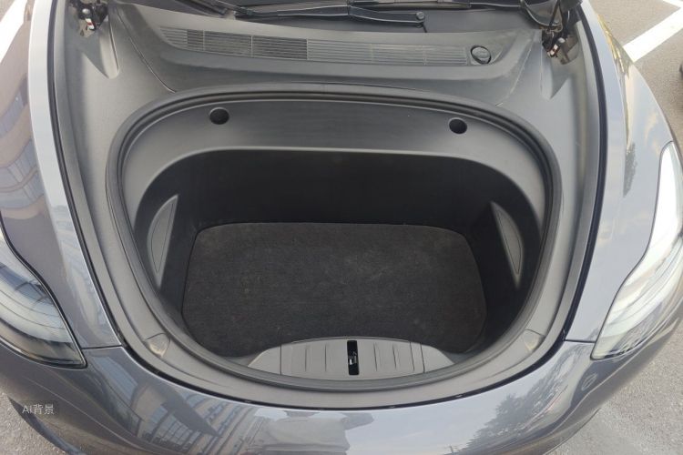 Tesla Model 3 2023 car image #22