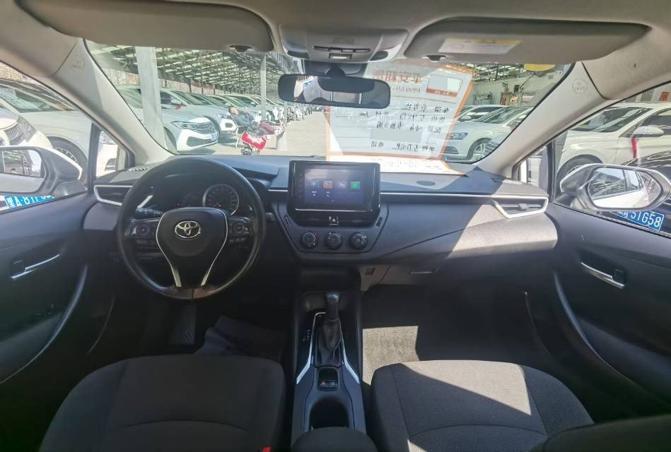 Toyota Corolla 2023 immagine di auto #4