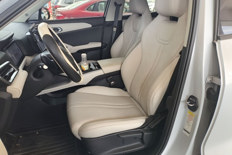 BYD YuanUP 2025 car image #15