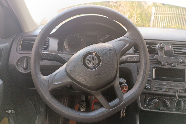 Volkswagen Santana 2016 car image #12