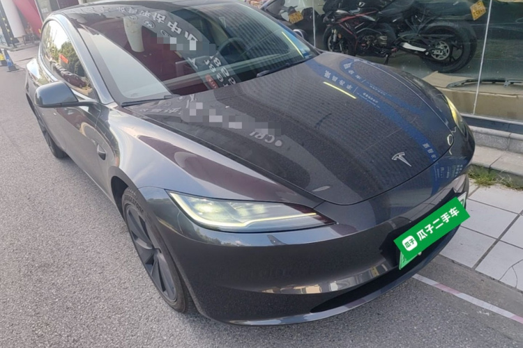 Tesla Model 3 2025 #4 Tesla Model 3 2025 car image #4