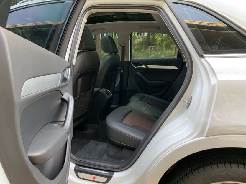 Audi Q3 2019 #7 Audi Q3 2019 car image #7