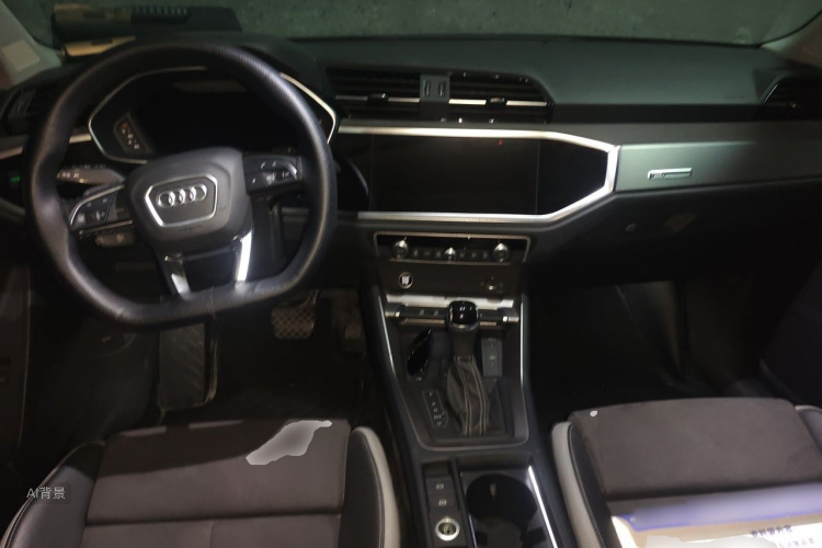 Audi Q3 2023 #11 Audi Q3 2023 car image #11