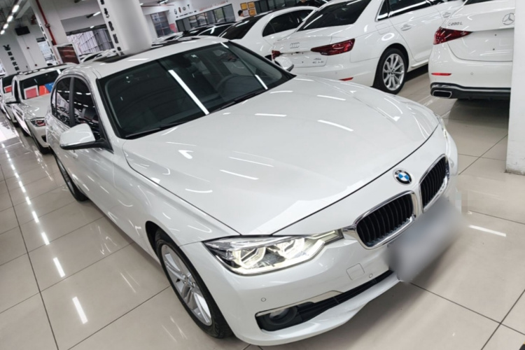 BMW 3 Series 2016 immagine di auto #4