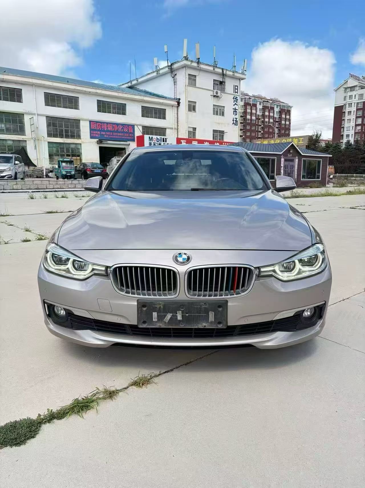 BMW 3 Series 2018 #5 BMW 3 Series 2018 car image #5