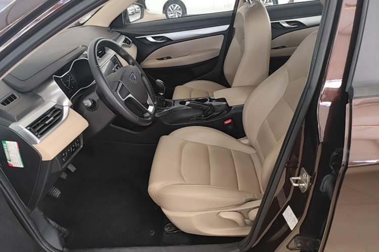 GEELY Emgrand 2018 #15 GEELY Emgrand 2018 car image #15