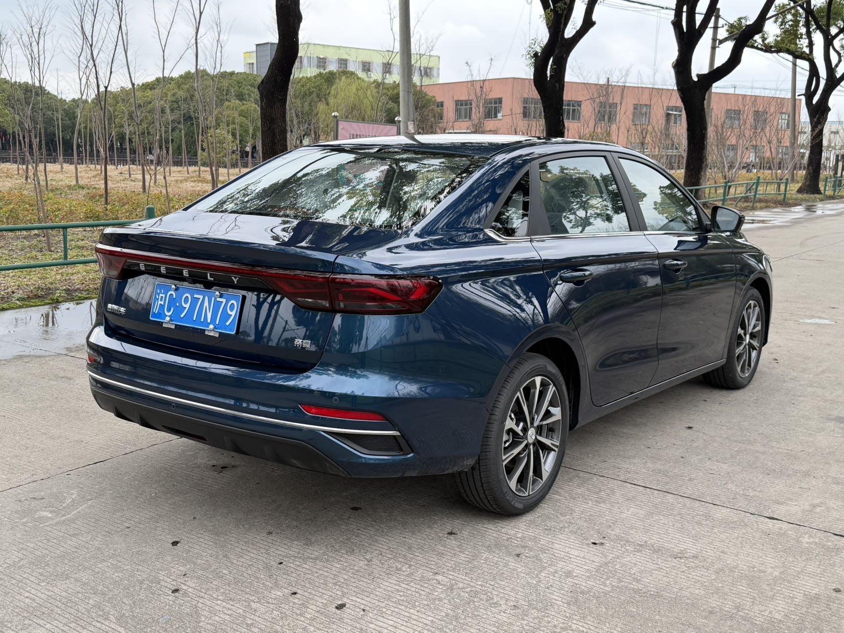 GEELY Emgrand 2026 #12 GEELY Emgrand 2026 car image #12