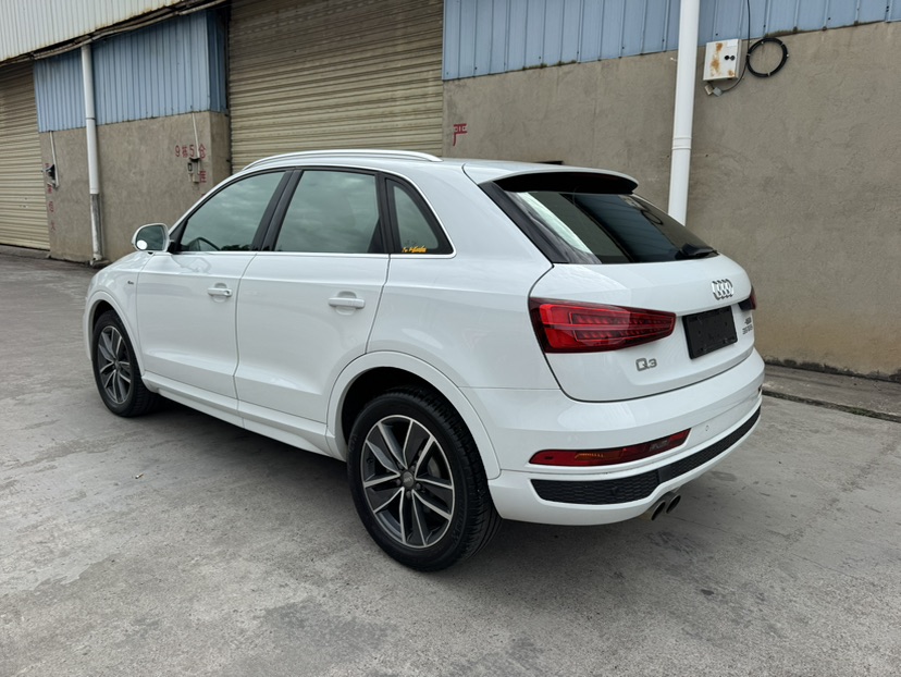 Audi Q3 2019 #4 Audi Q3 2019 car image #4