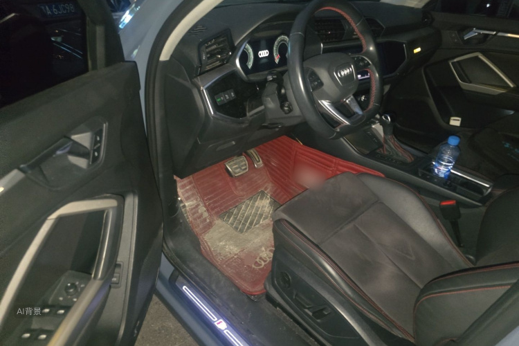 Audi Q3 2022 car image #18