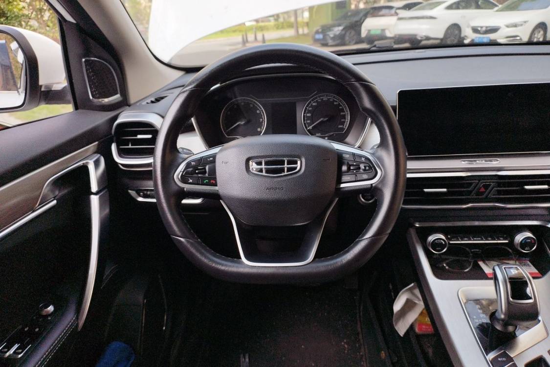 GEELY Coolray 2019 #22 GEELY Coolray 2019 صورة سيارة #22