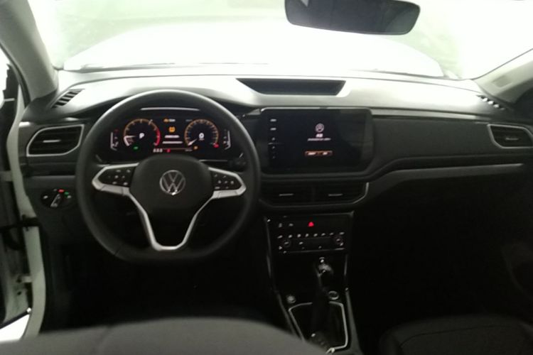Volkswagen Tharu 2025 #10 Volkswagen Tharu 2025 imagen de coche #10