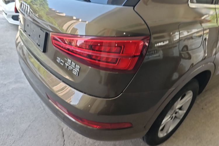 Audi Q3 2019 #8 Audi Q3 2019 car image #8