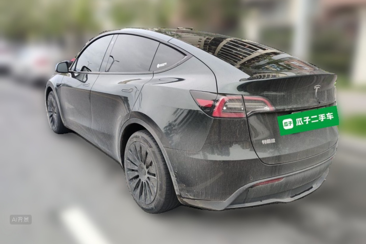 Tesla Model Y 2023 #5 Tesla Model Y 2023 car image #5