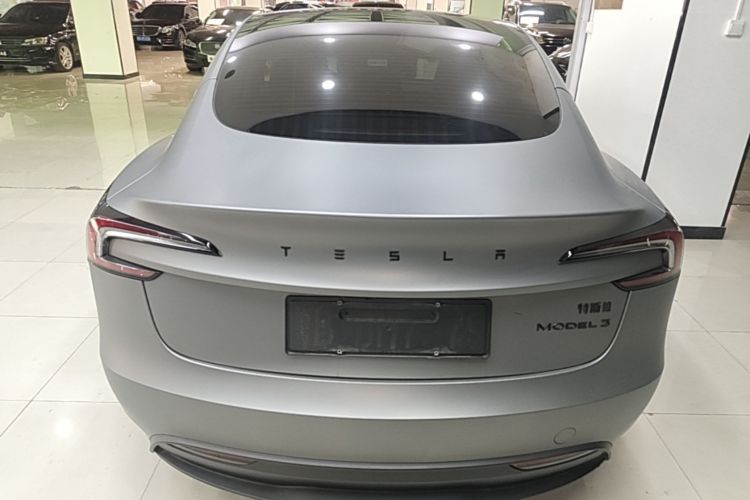 Tesla Model 3 2024 car image #4