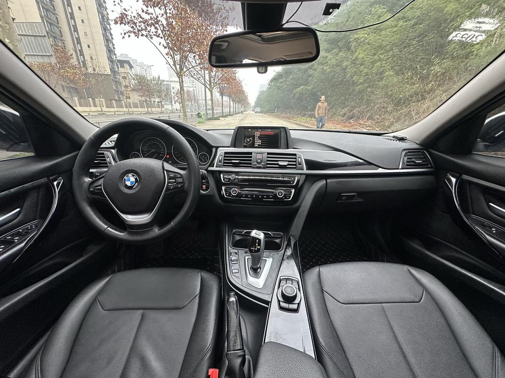 BMW 3 Series 2017 car image #7