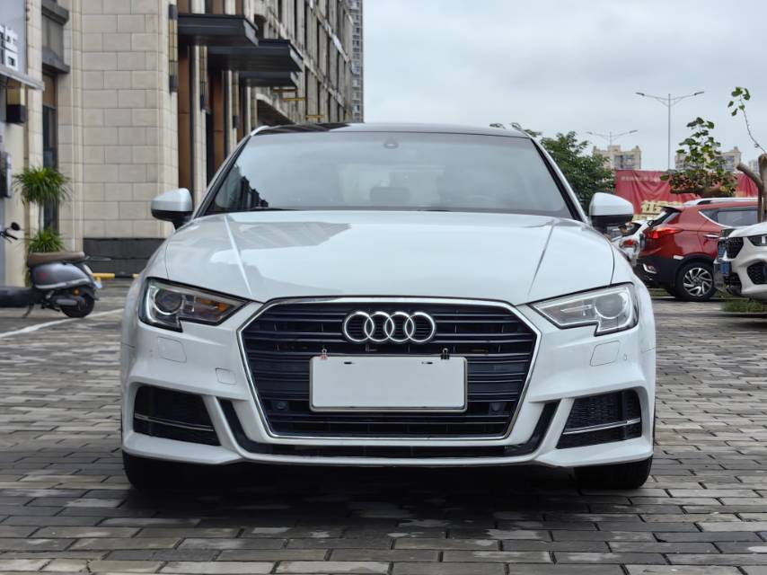 Audi A3 2017 car image #4
