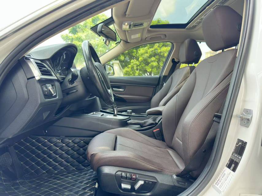 BMW 3 Series 2018 image de voiture #6