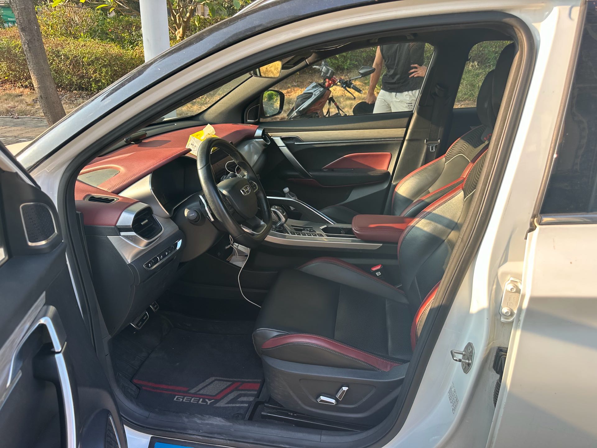 GEELY Coolray 2019 #3 GEELY Coolray 2019 صورة سيارة #3