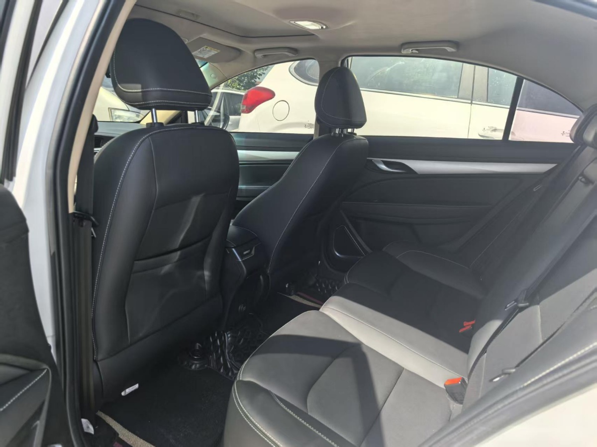 GEELY Emgrand 2018 #5 GEELY Emgrand 2018 car image #5